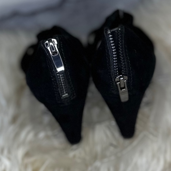 Easy Spirit Black Strappy High Heels Size 7.5 - Picture 4 of 10